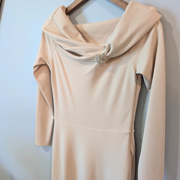 Nocturne Tan Long Sleeve Cowl Neck Gown Sz. S - Picture 2 of 9